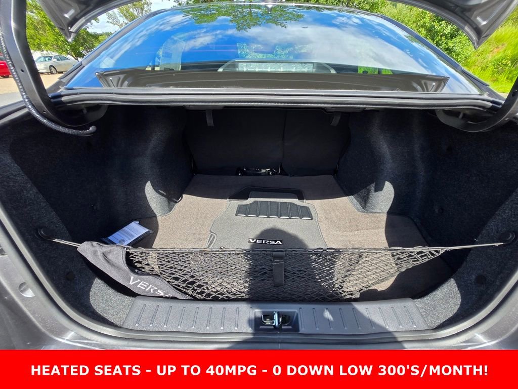 New 2025 Nissan Versa SR w/ Trunk Package FWD image 33