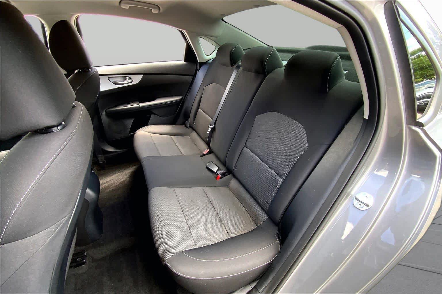 Certified 2024 Kia Forte LXS w/ LXS Technology Package FWD image 19
