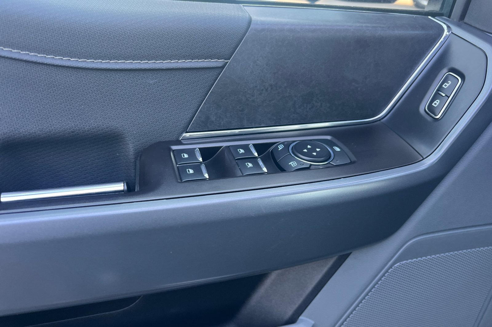 Used 2024 Ford F150 XLT w/ Mobile Office Package image 11