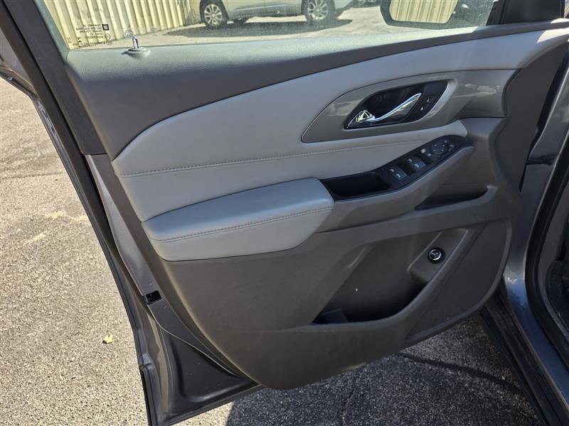 Used 2019 Chevrolet Traverse LT image 11