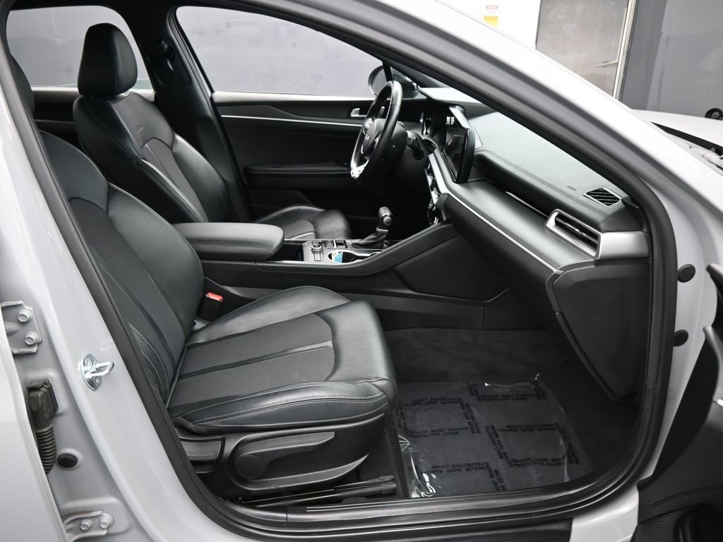 Used 2023 Kia K5 GT-Line w/ GT-Line Premium Package image 39