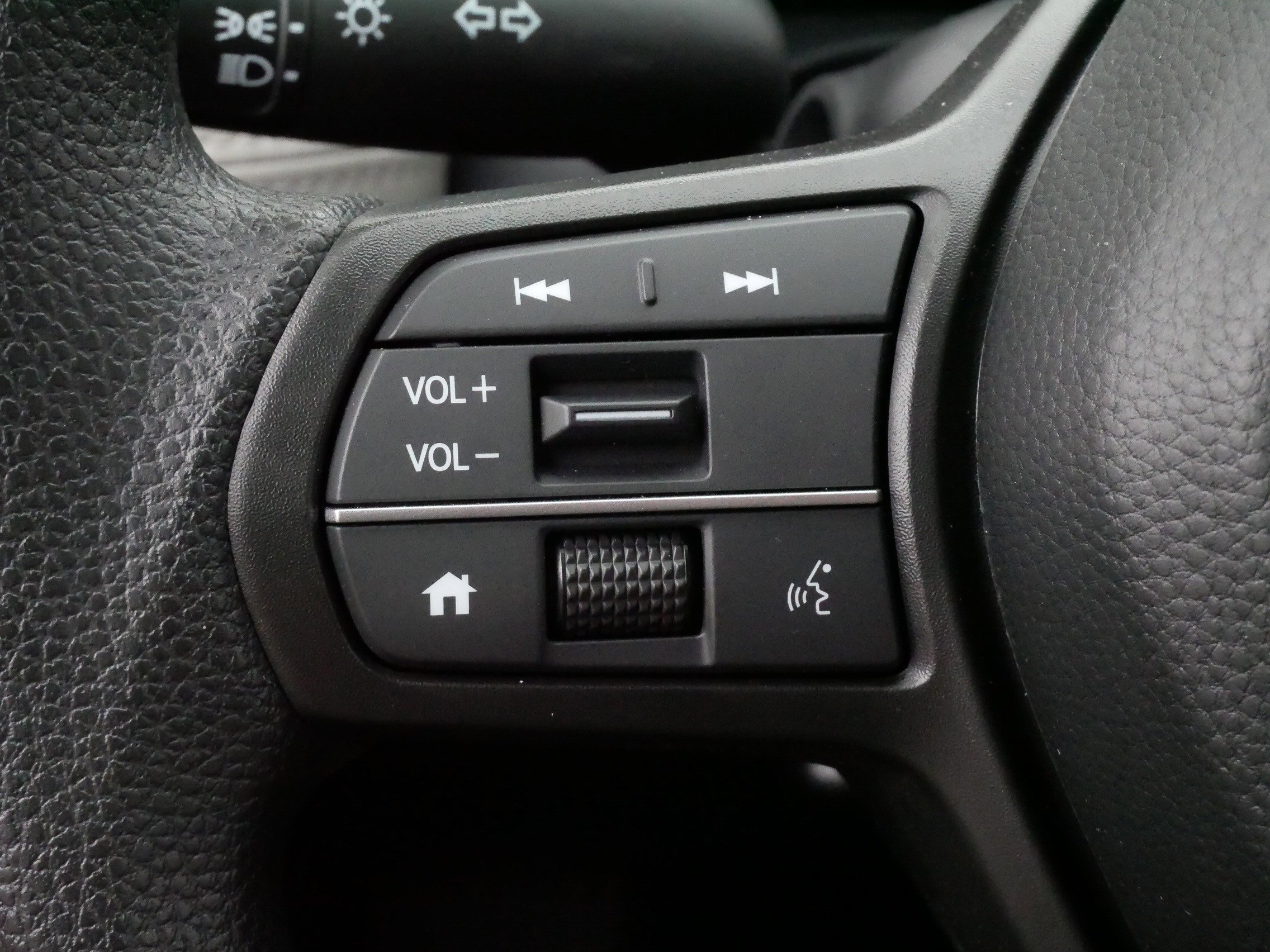 Used 2026 Honda HR-V LX image 27