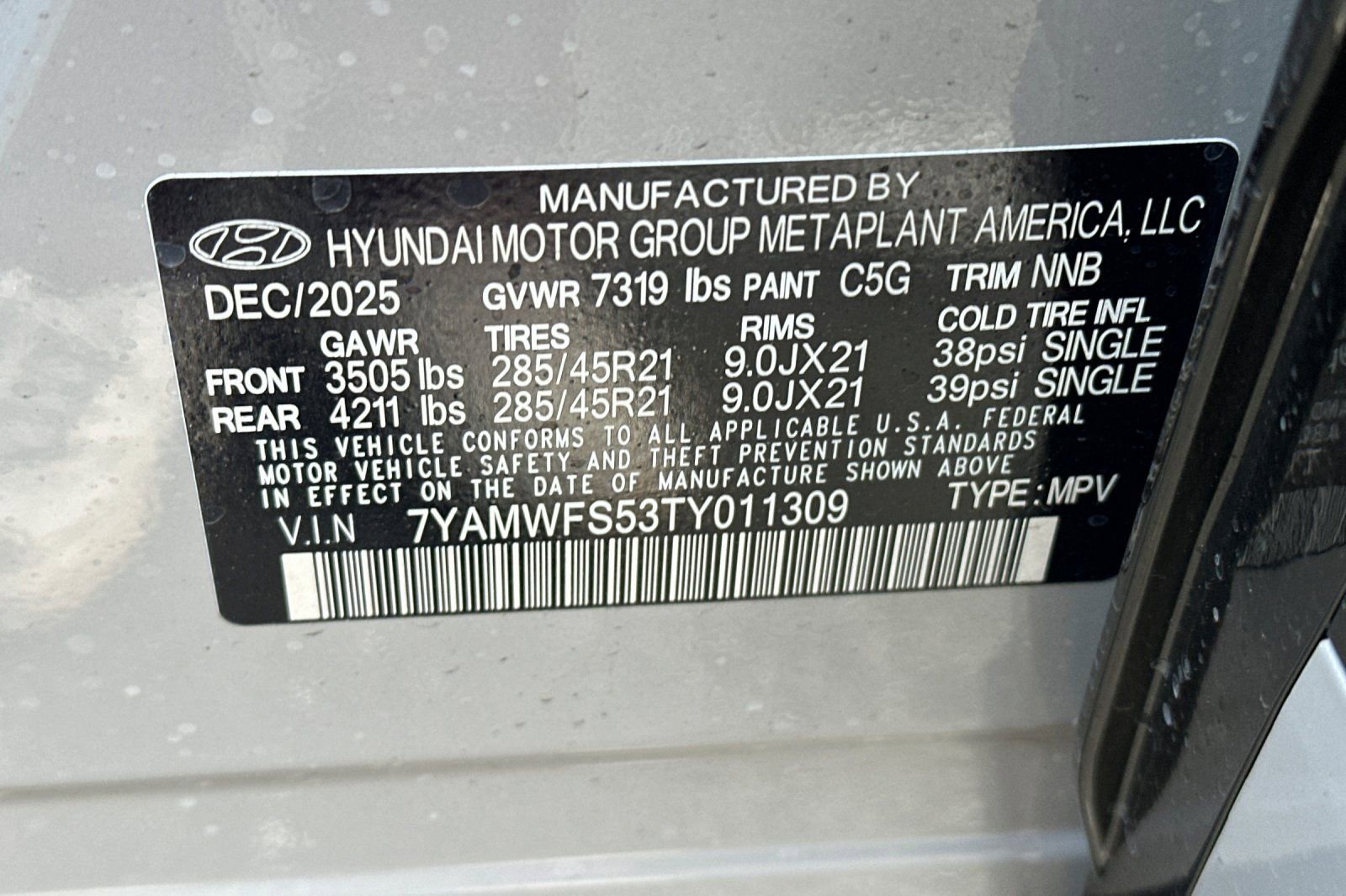 New 2026 Hyundai Ioniq 9 Limited w/ Tow & Go Package AWD/4WD image 29