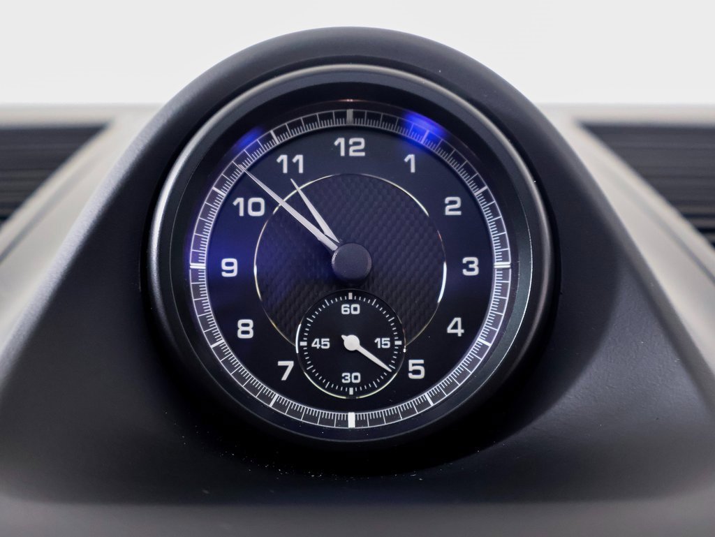 Used 2025 Porsche Macan image 14