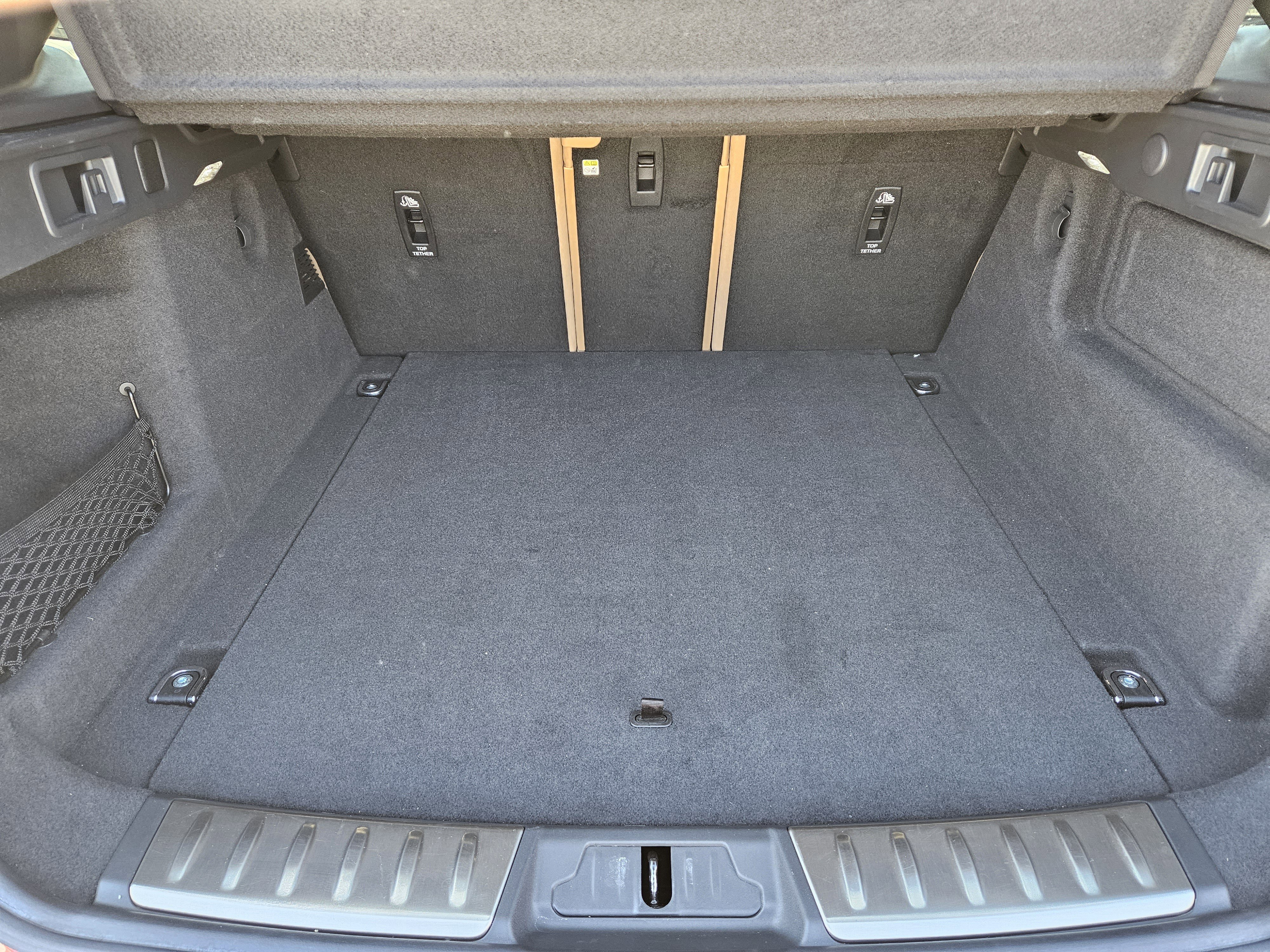 Used 2022 Jaguar F-PACE S image 34