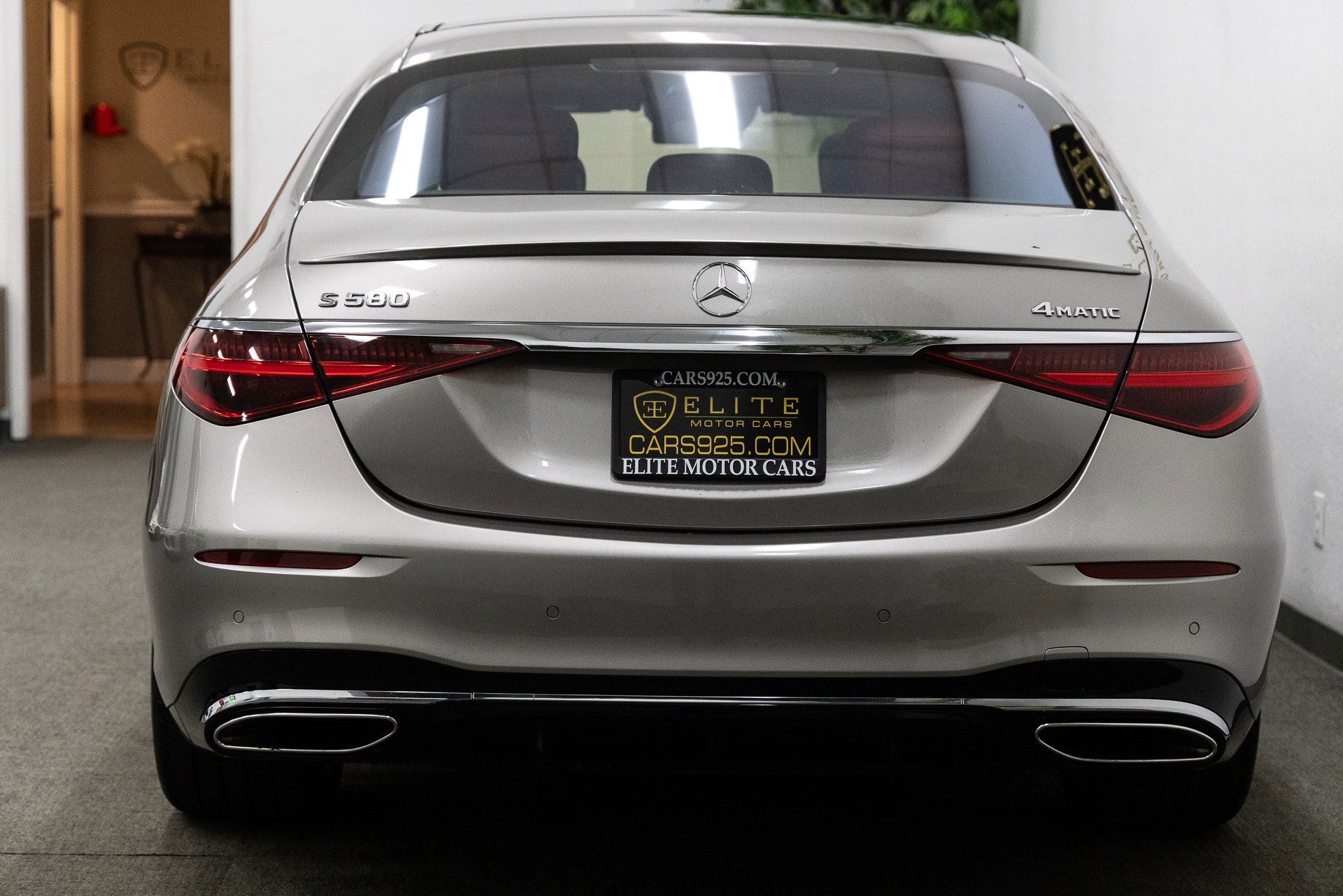 Used 2021 Mercedes-Benz S 580 4MATIC Sedan image 4