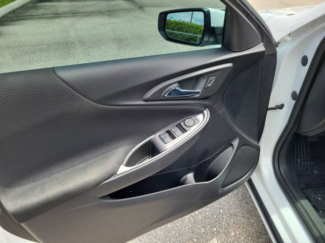 Used 2021 Chevrolet Malibu RS FWD image 18