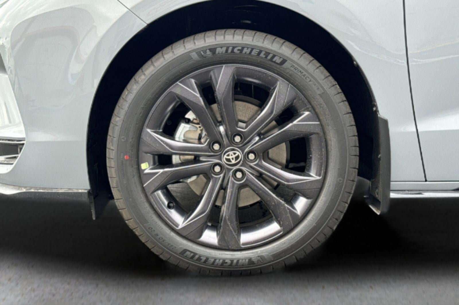 New 2026 Toyota Sienna XSE FWD image 34