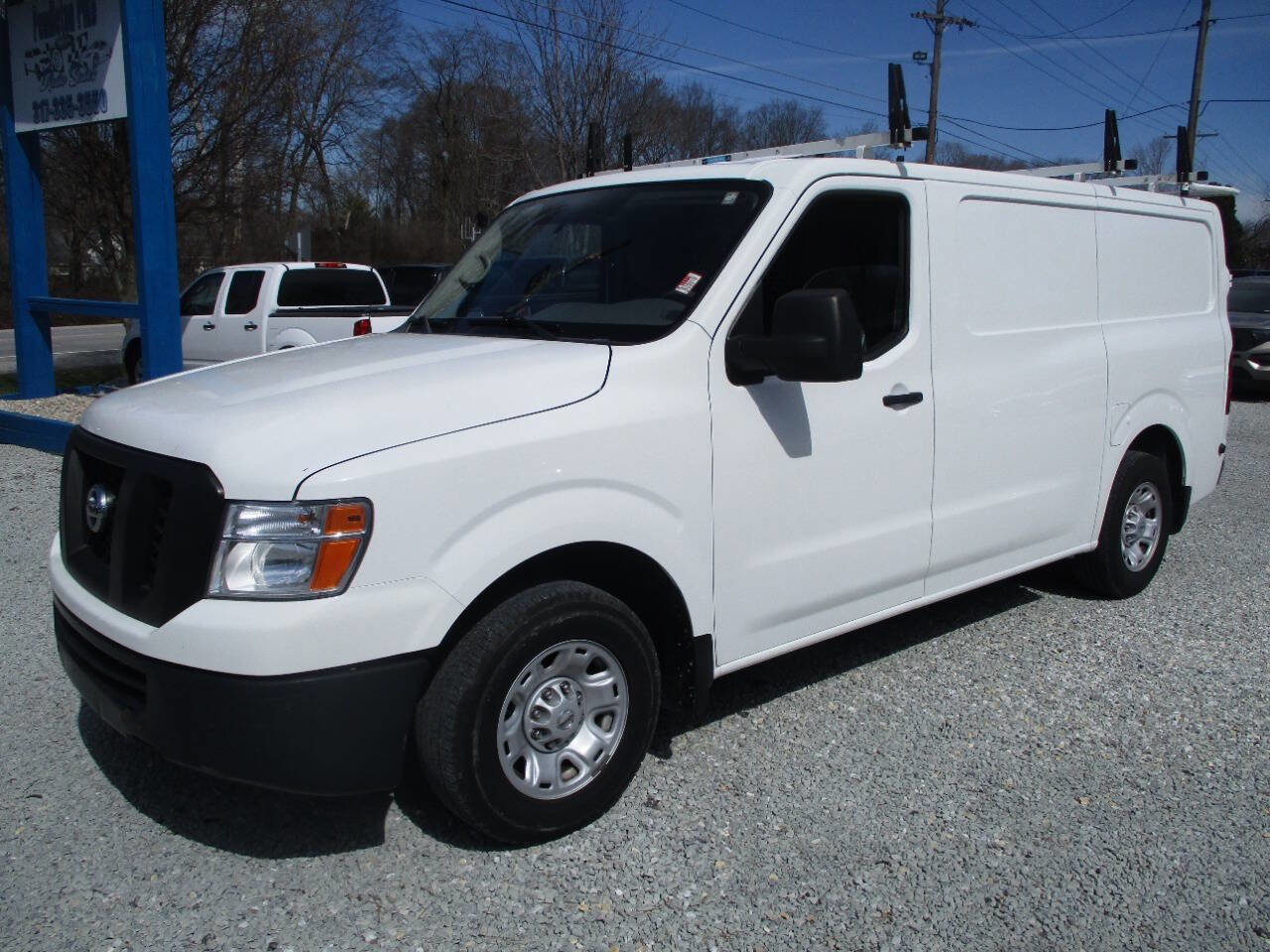 Used 2020 Nissan NV 2500 SV image 1