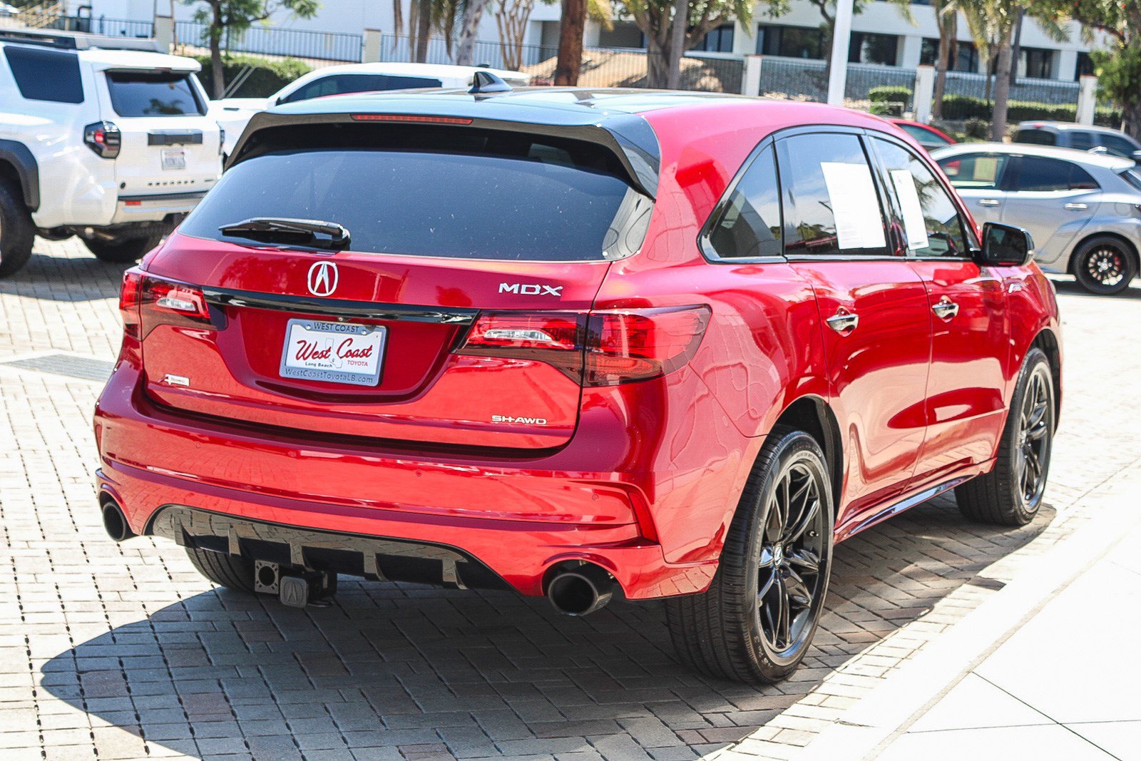 Used 2020 Acura MDX w/ Advance & Entertainment Pac AWD/4WD image 7