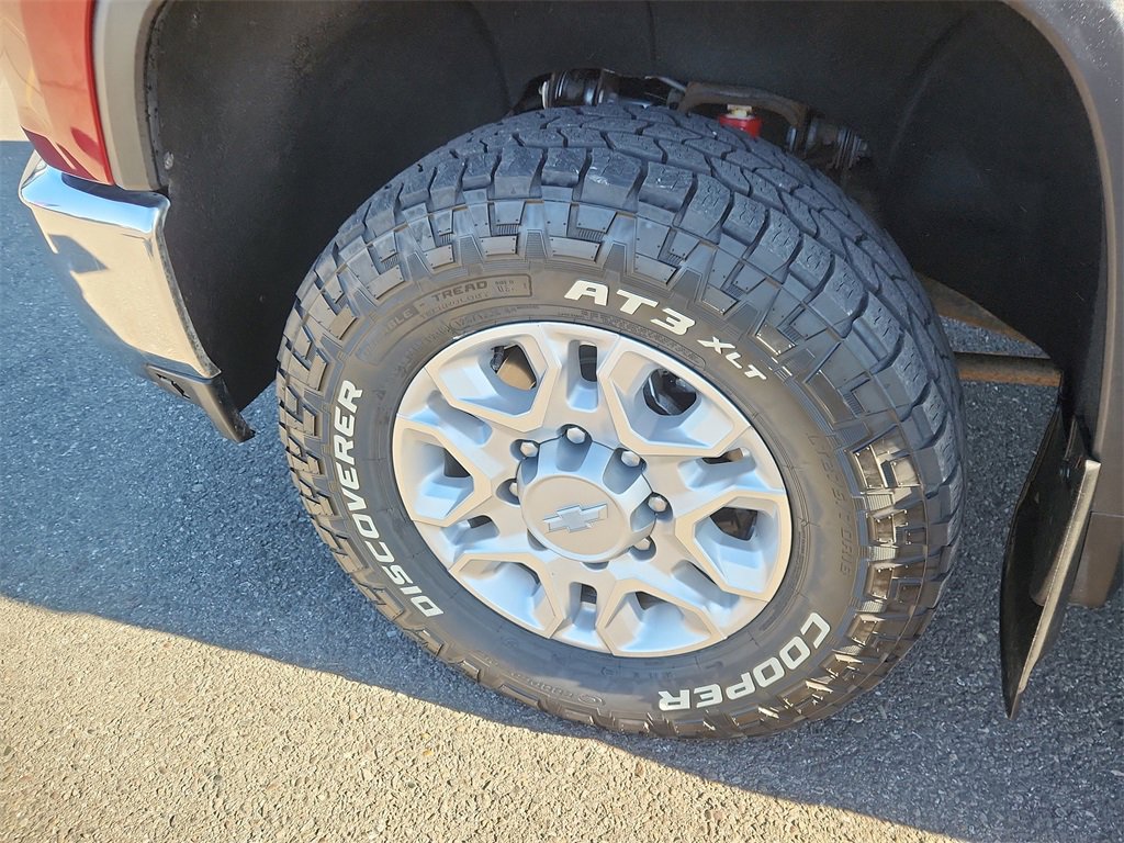 Used 2020 Chevrolet Silverado 3500 LTZ w/ LTZ Convenience Package image 19