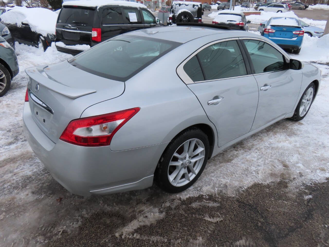 Used 2011 Nissan Maxima 3.5 SV w/ Monitor Pkg image 21