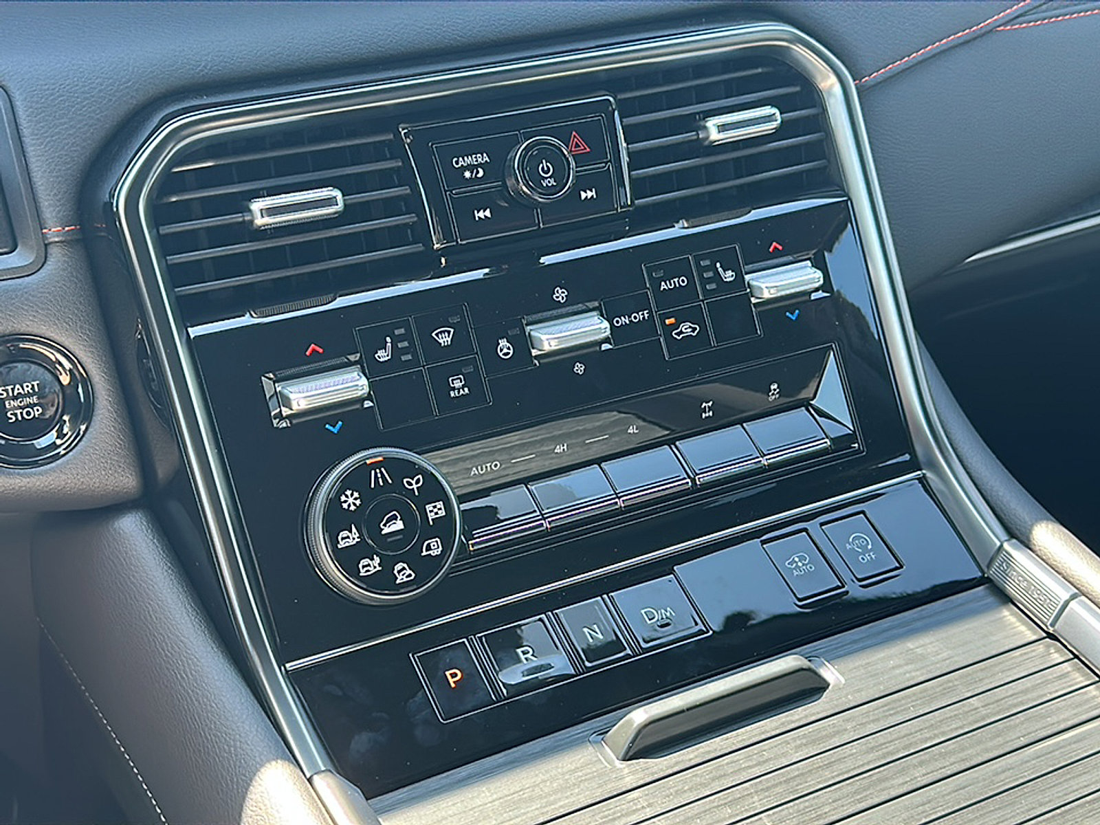 New 2026 Nissan Armada PRO-4X w/ Captain's Chari Seat Package image 23