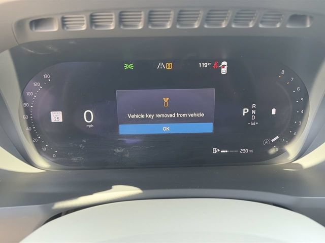 Used 2024 Volvo XC90 B5 Core w/ Protection Package Premier AWD/4WD image 25
