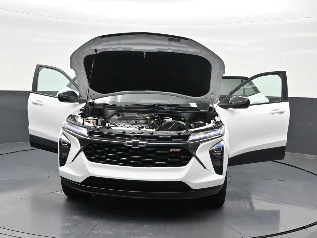 Used 2025 Chevrolet Trax RS FWD image 41
