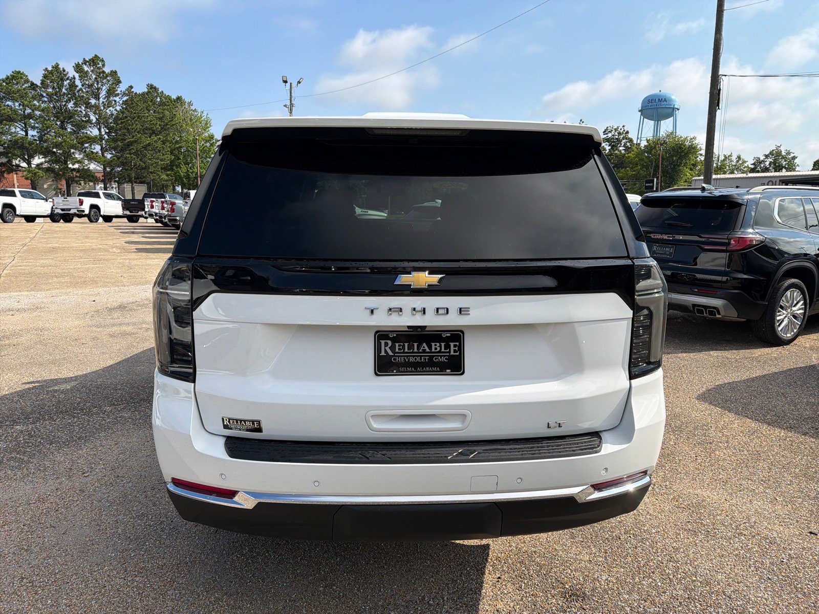 Used 2025 Chevrolet Tahoe LT w/ Comfort Package RWD image 5