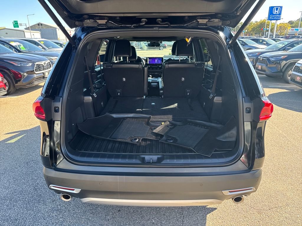 Used 2024 Toyota Grand Highlander AWD Hybrid image 7