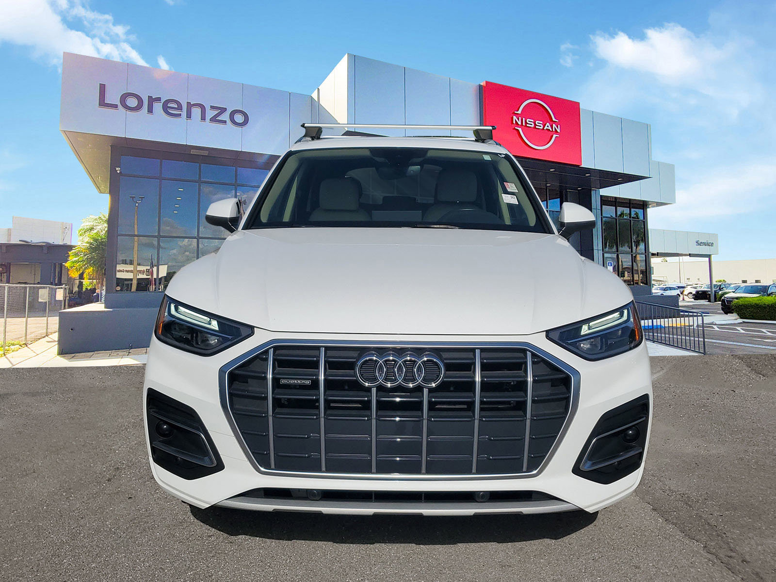 Used 2021 Audi Q5 Premium w/ Convenience Package image 2