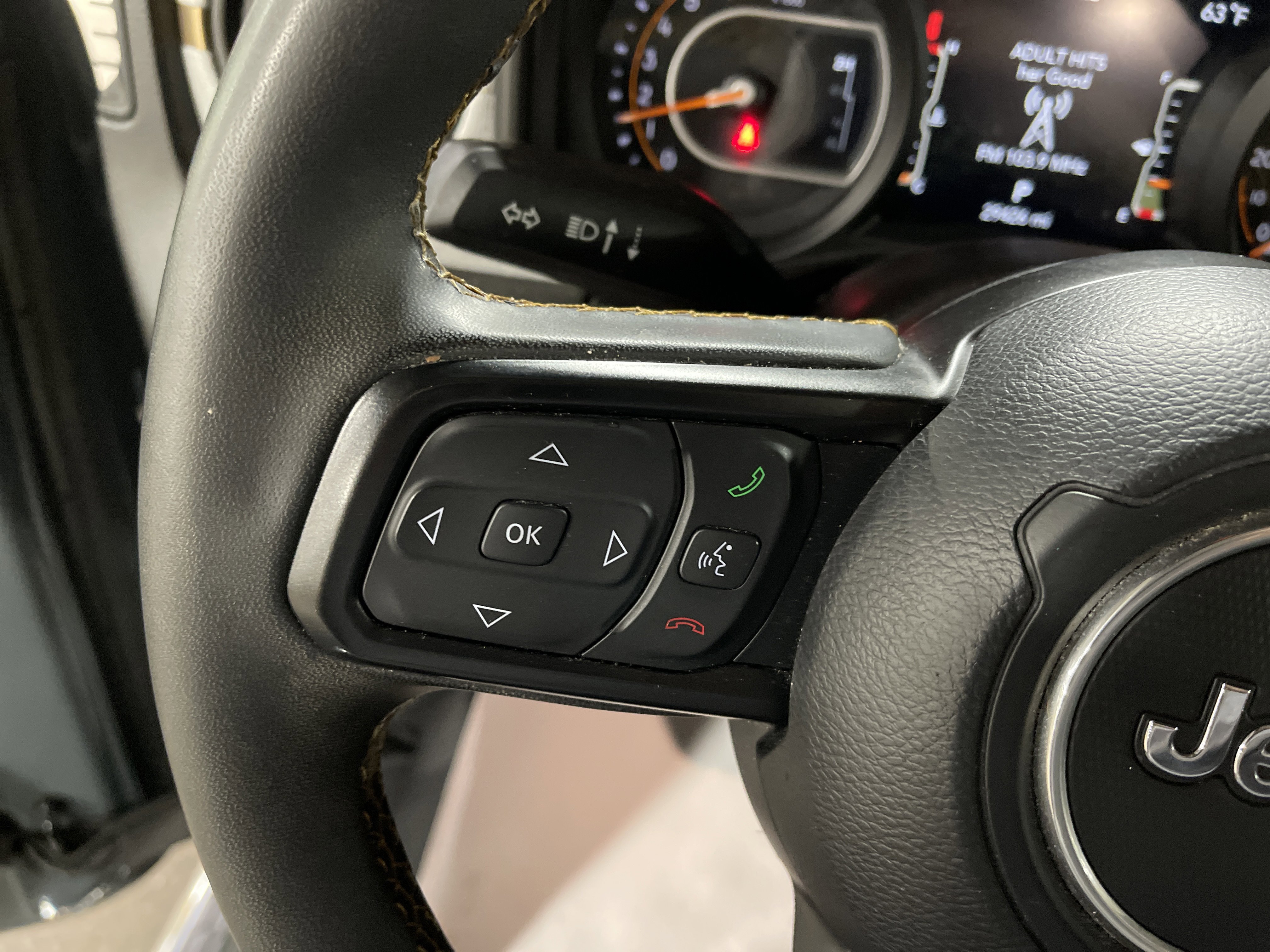 Used 2024 Jeep Wrangler Sport S image 18