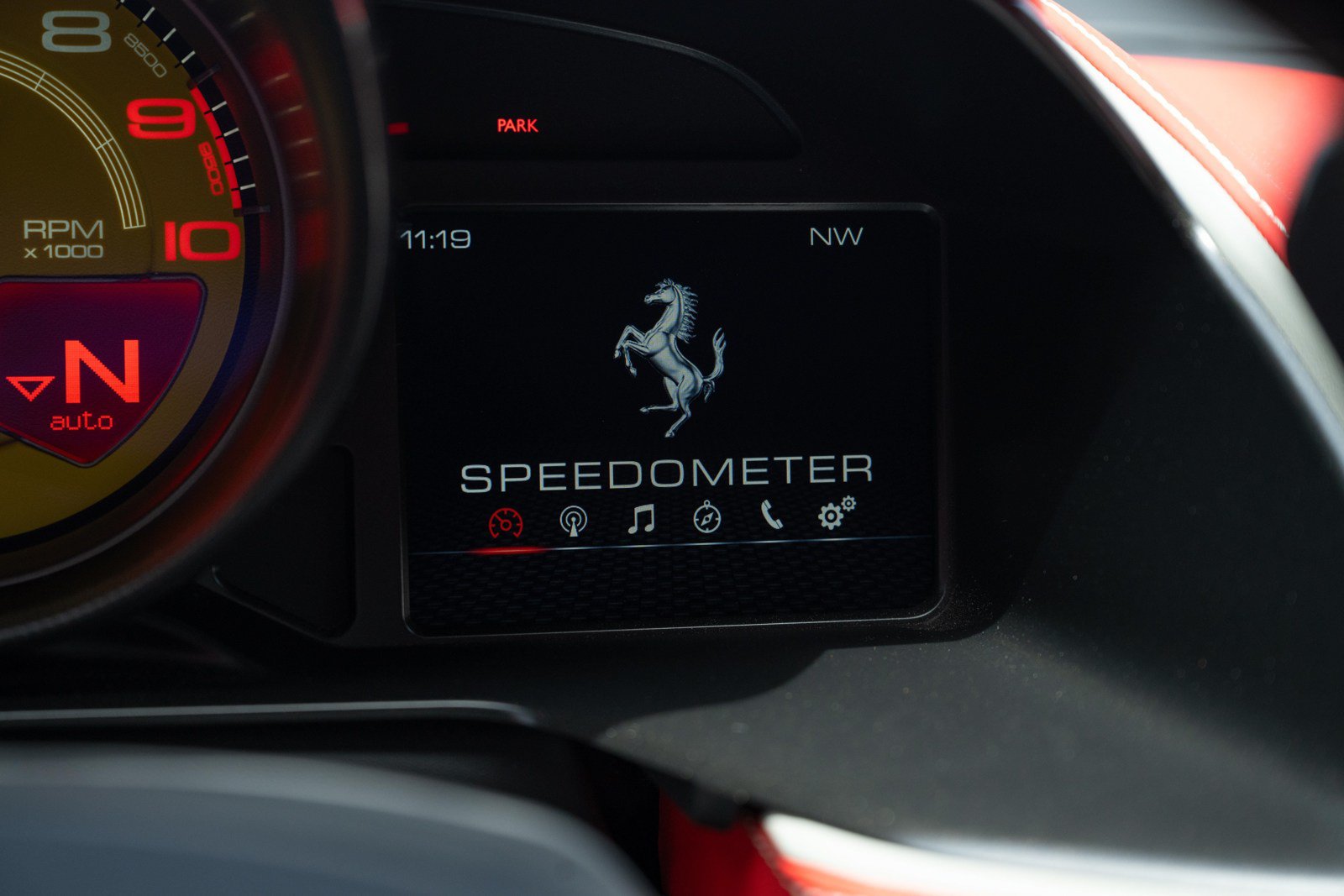 Used 2022 Ferrari 812 GTS RWD image 34