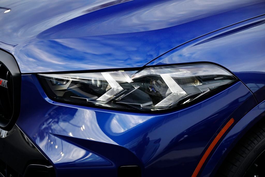 New 2026 BMW X5 M60i w/ Climate Comfort Package image 12