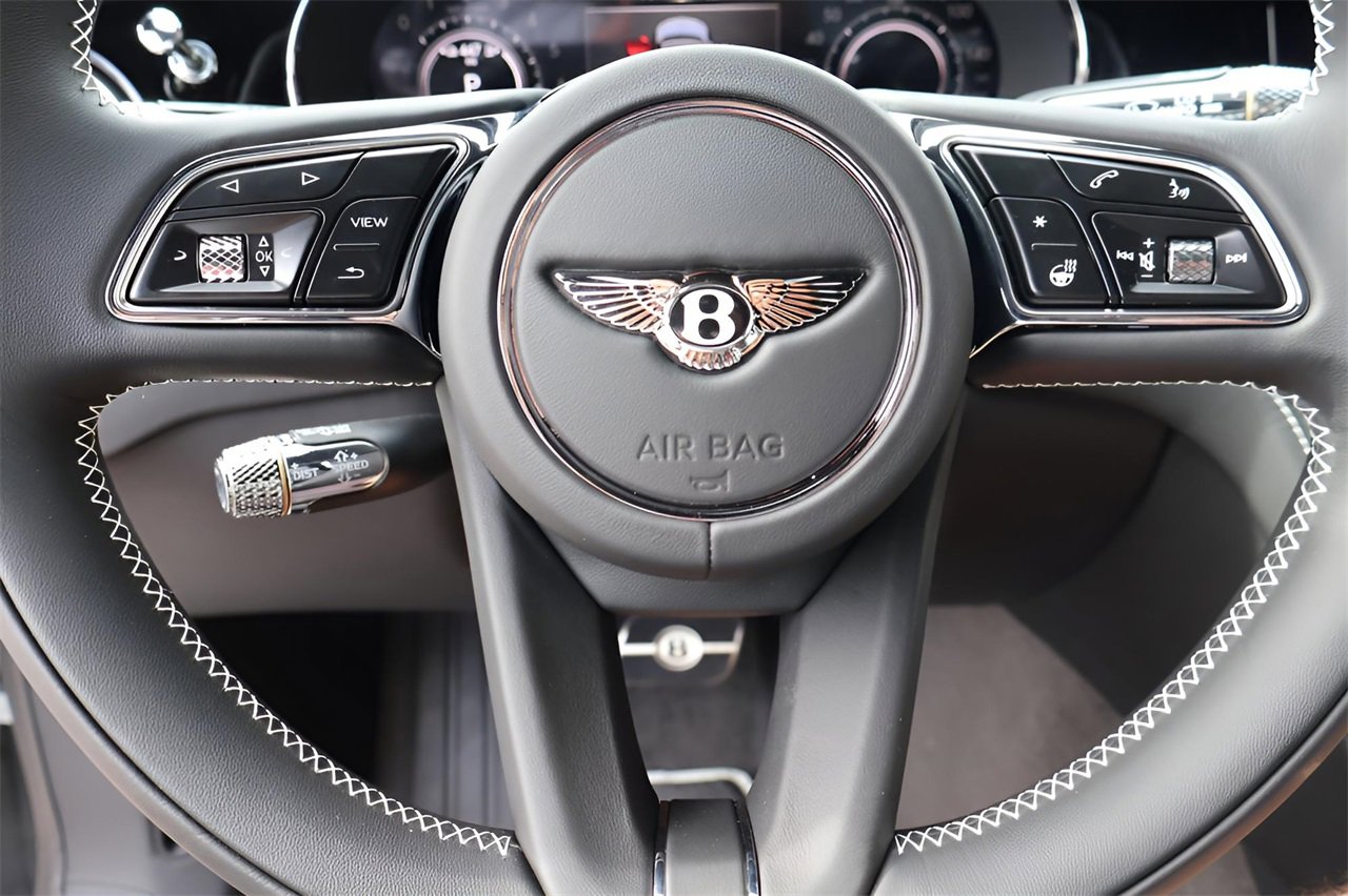 New 2026 Bentley Flying Spur Azure image 24