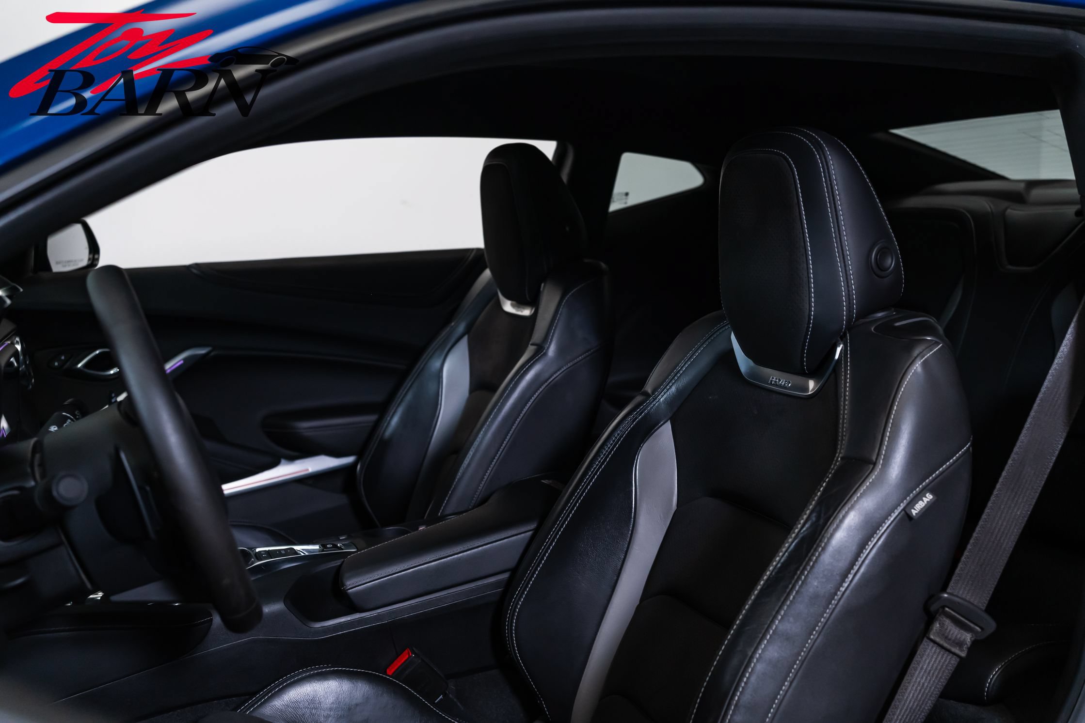 Used 2021 Chevrolet Camaro SS RWD image 26