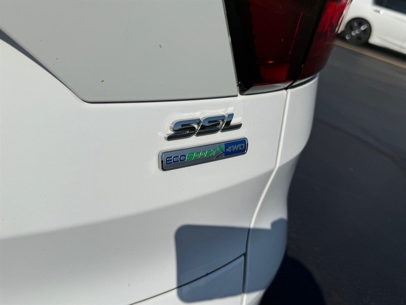 Used 2019 Ford Escape SEL AWD/4WD image 30
