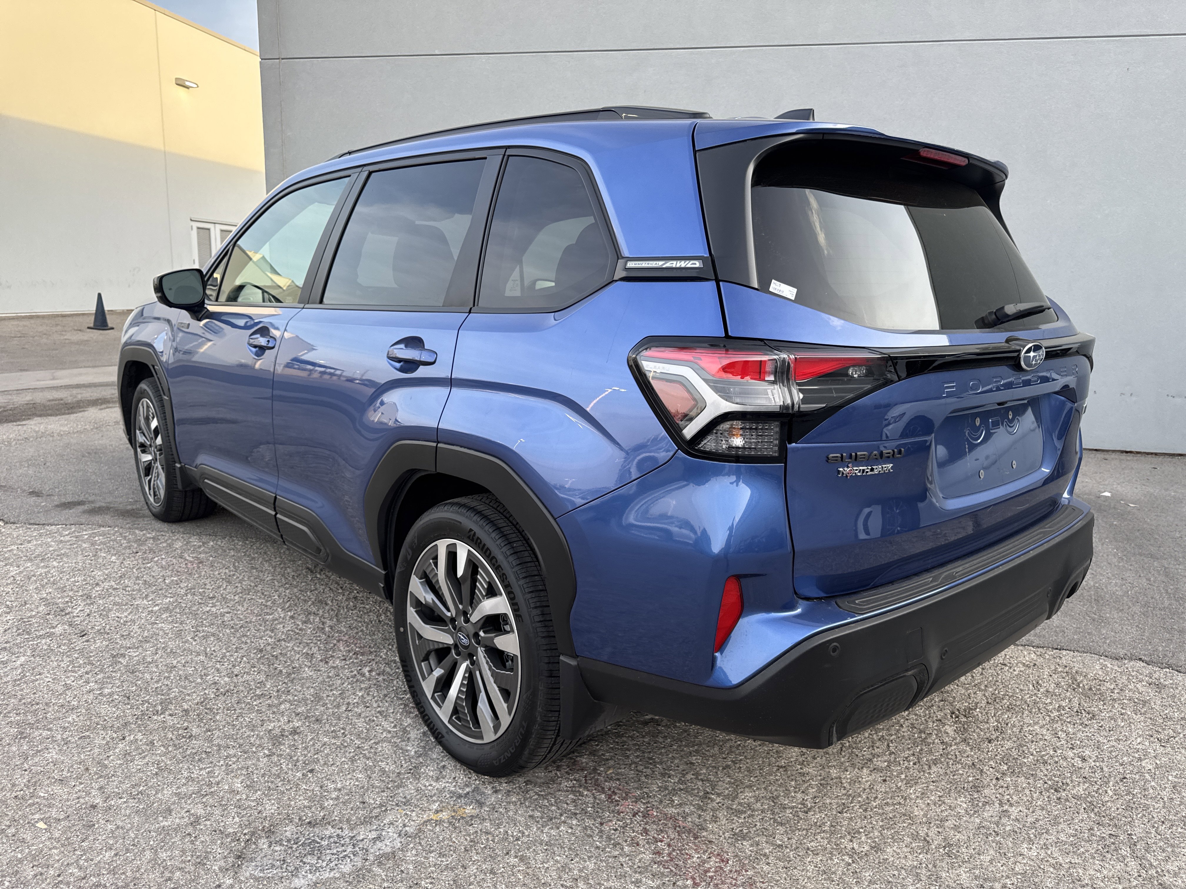 Certified 2025 Subaru Forester Touring w/ Touring Package AWD/4WD image 5