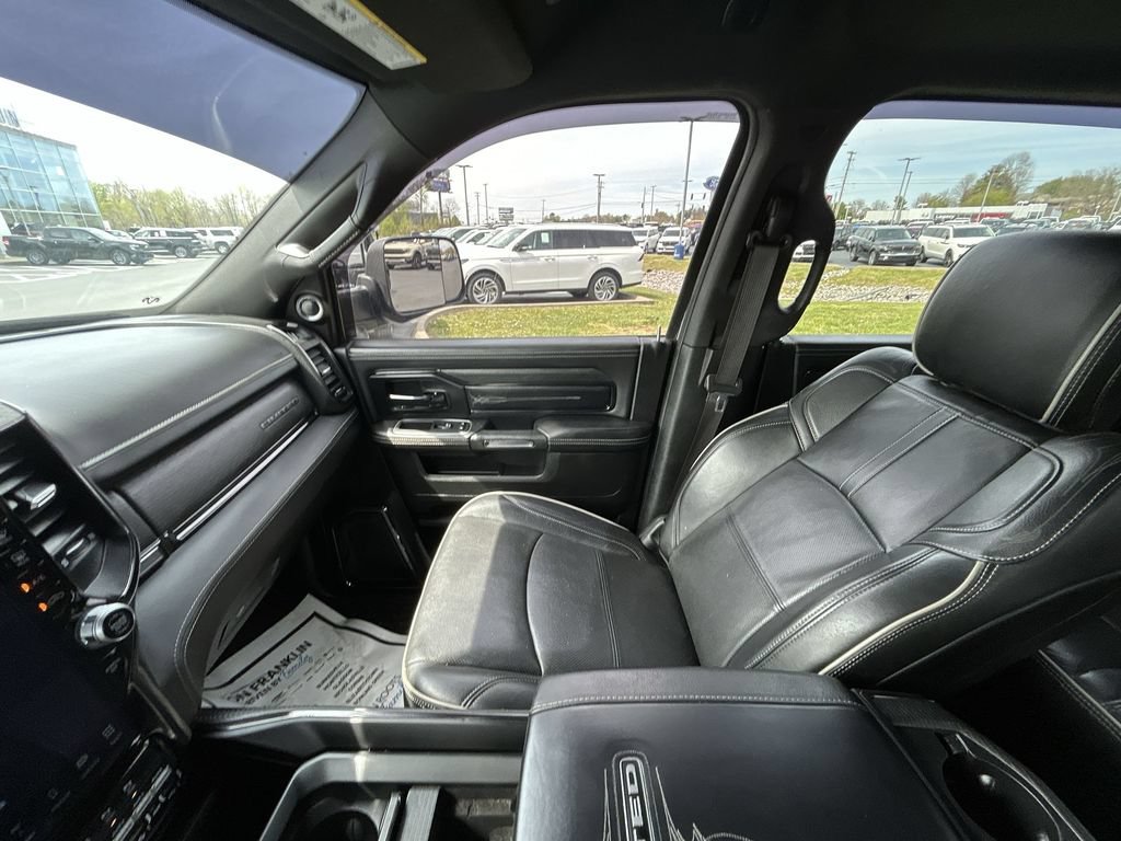 Used 2022 RAM 2500 Limited AWD/4WD image 13