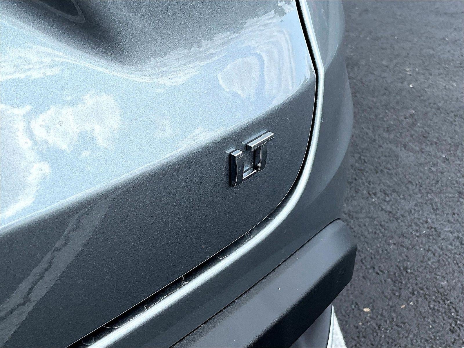 New 2026 Chevrolet Trax LT w/ Sunroof Package FWD image 14