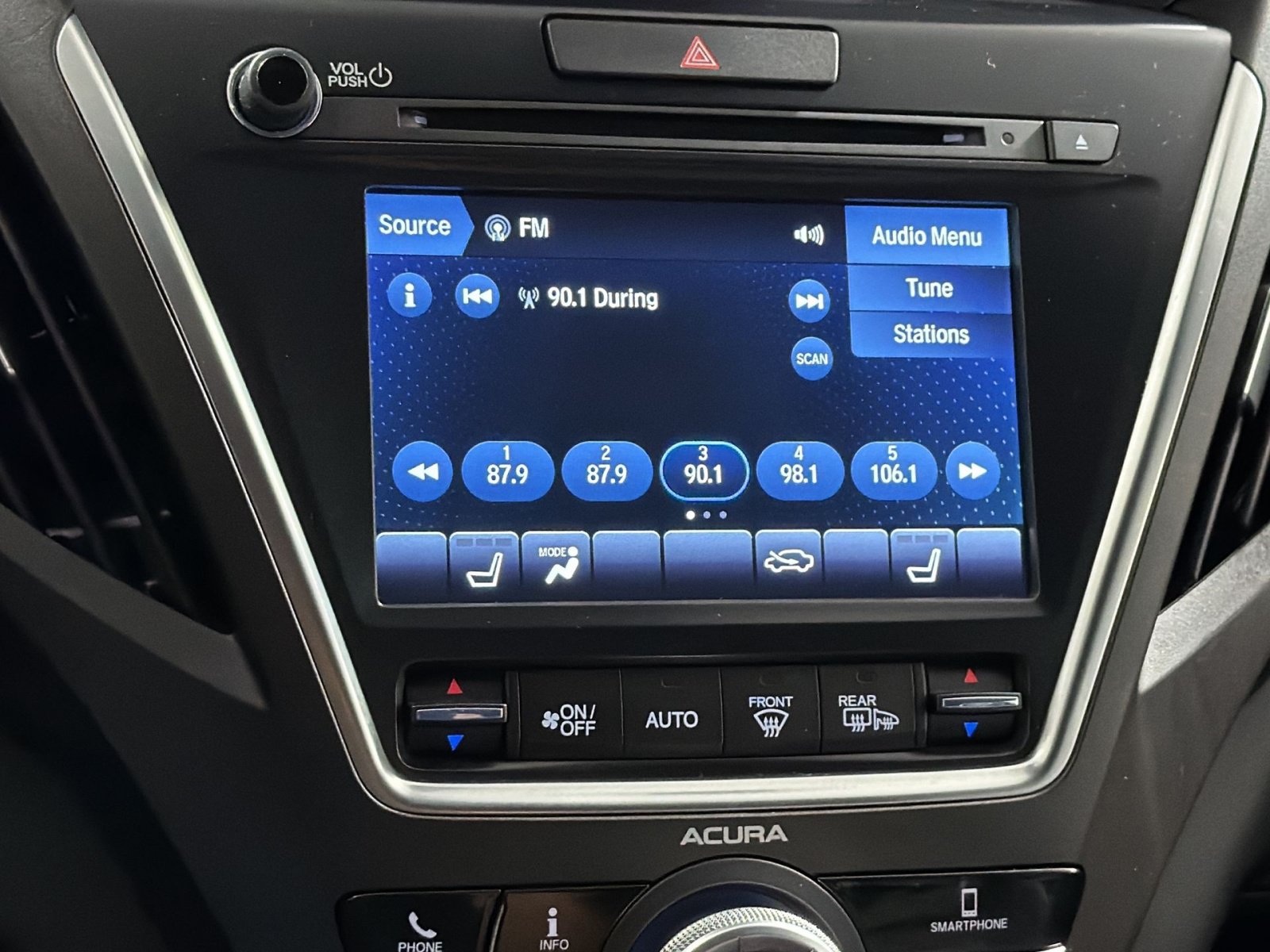 Used 2020 Acura MDX SH-AWD image 18