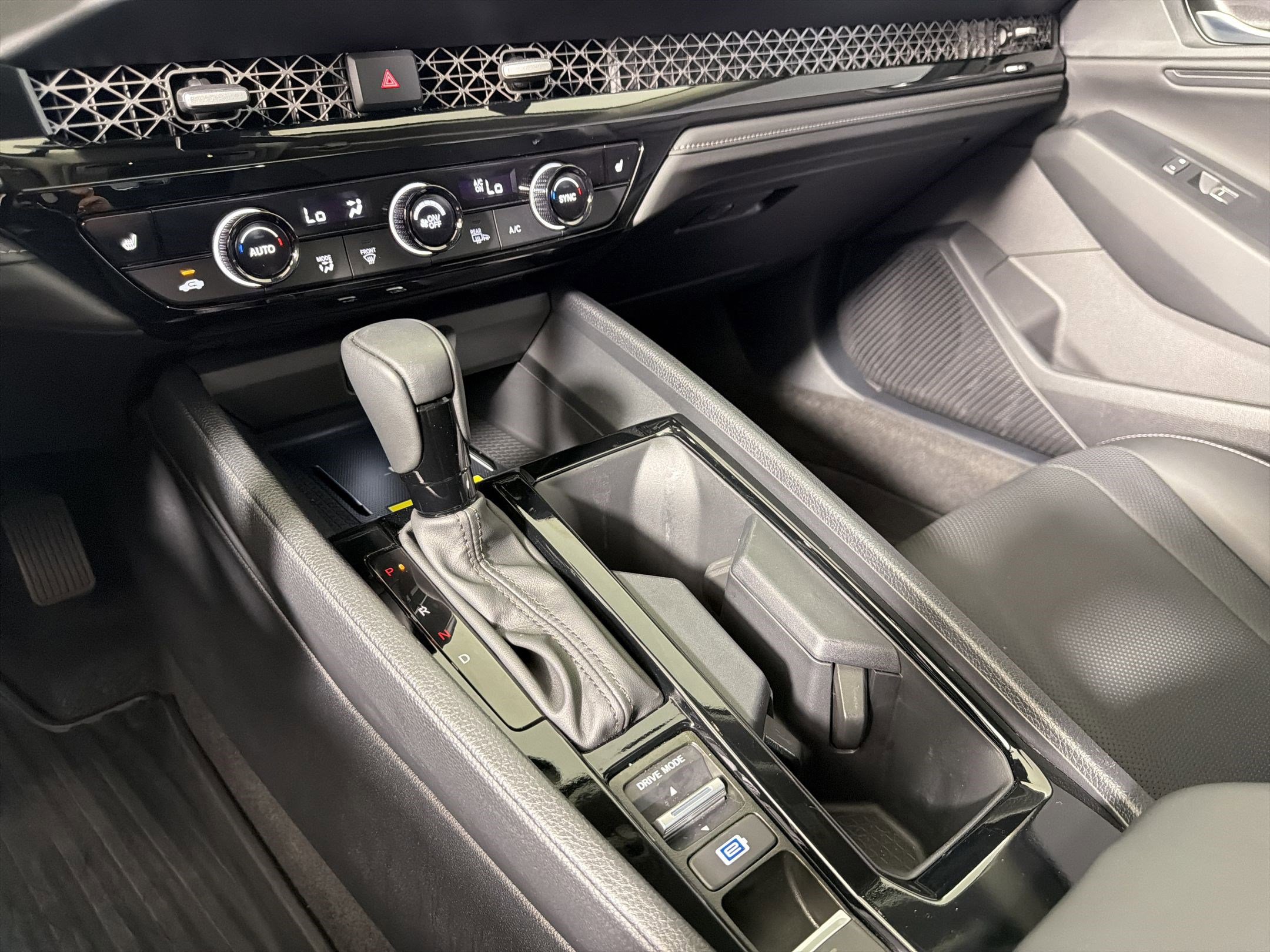 Certified 2025 Honda Accord EX-L image 16