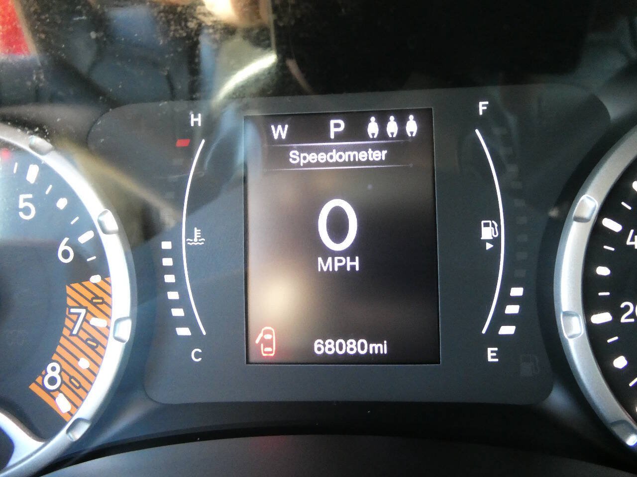 Used 2019 Jeep Renegade Latitude w/ Cold Weather Group FWD image 15
