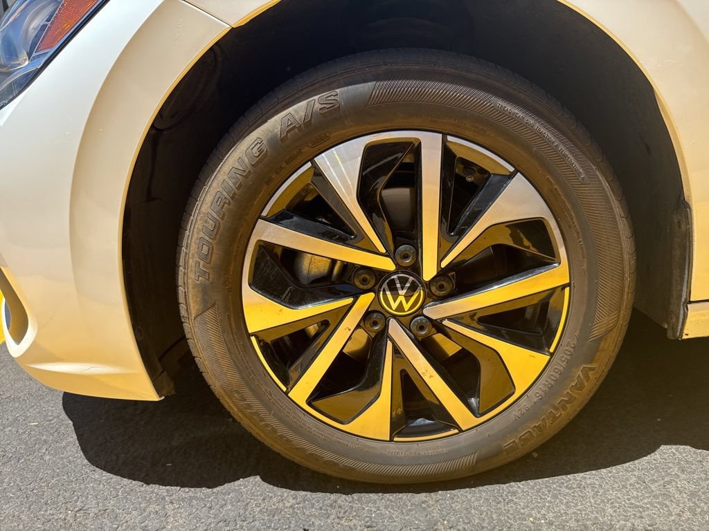 Certified 2024 Volkswagen Jetta S FWD image 11