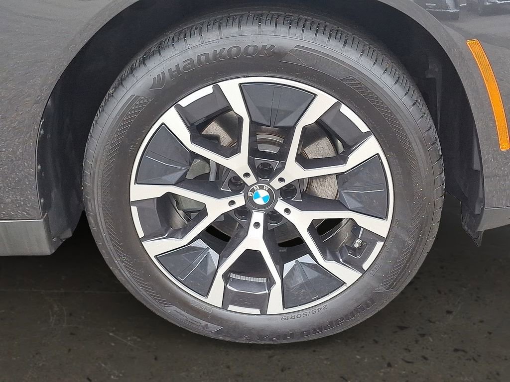 Used 2025 BMW X3 xDrive30i image 9