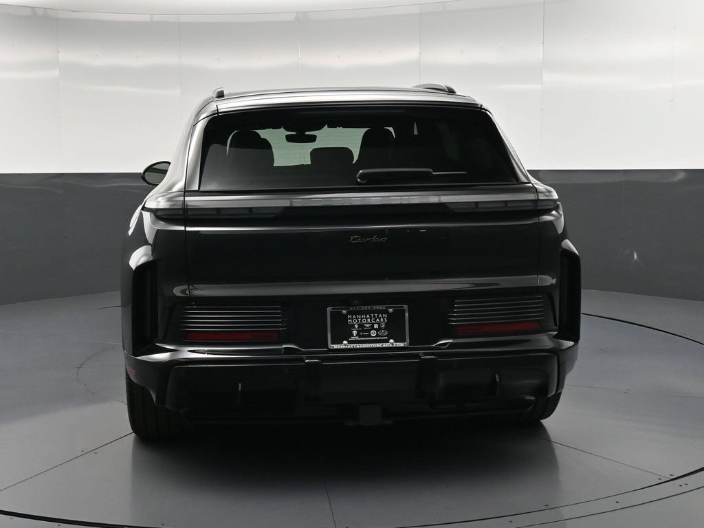 New 2026 Porsche Cayenne Turbo AWD/4WD image 7