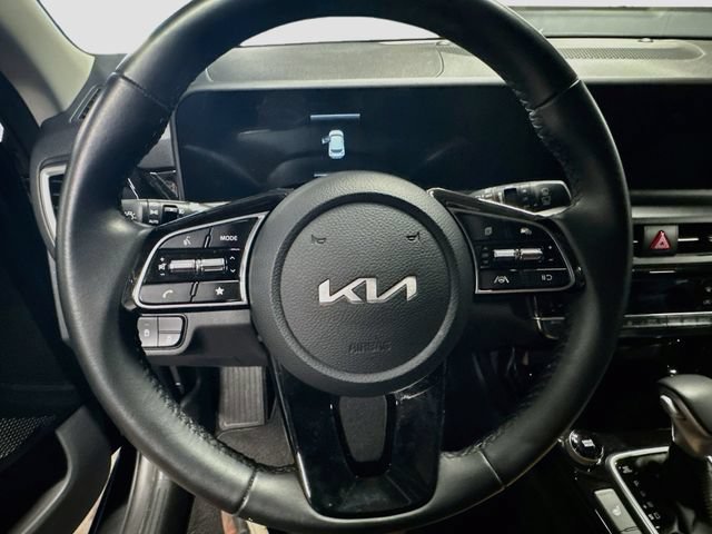 Used 2025 Kia Seltos S AWD/4WD image 11