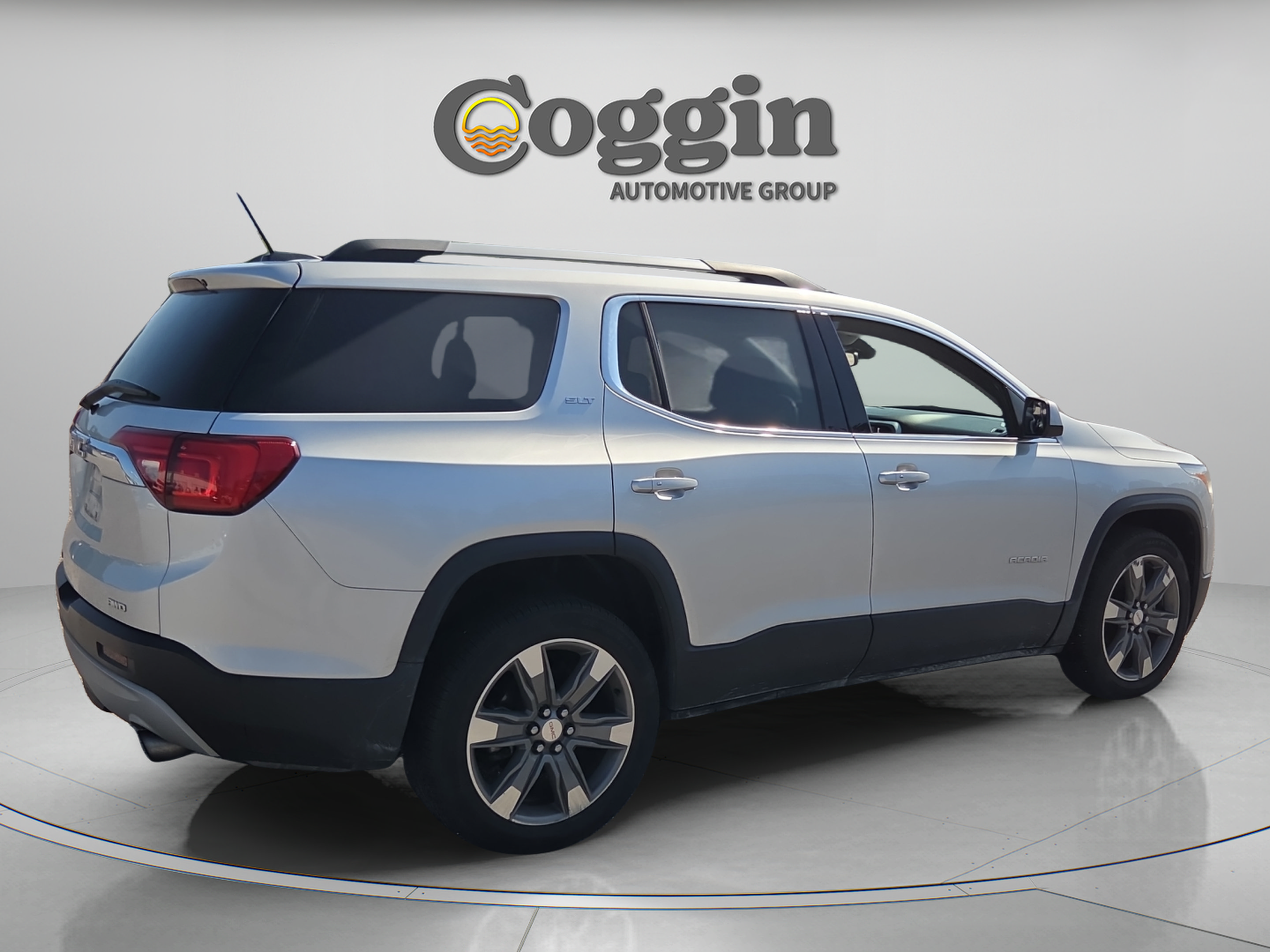 Used 2018 GMC Acadia SLT AWD/4WD image 5