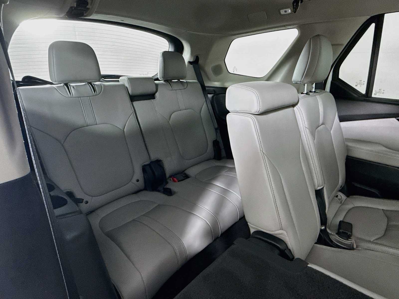 Used 2023 Honda Pilot Touring image 27