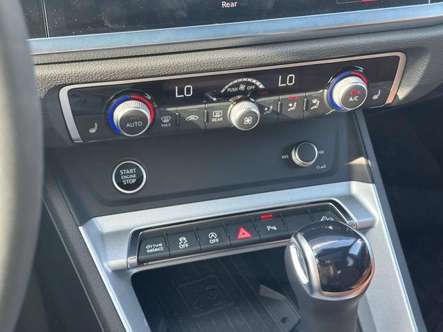 Certified 2025 Audi Q3 2.0T Premium w/ Convenience Plus Package AWD/4WD image 31