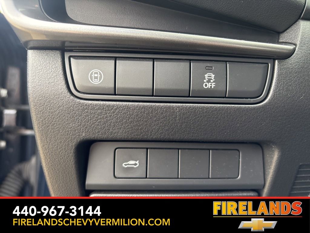 Used 2020 MAZDA MAZDA3 Sedan image 13