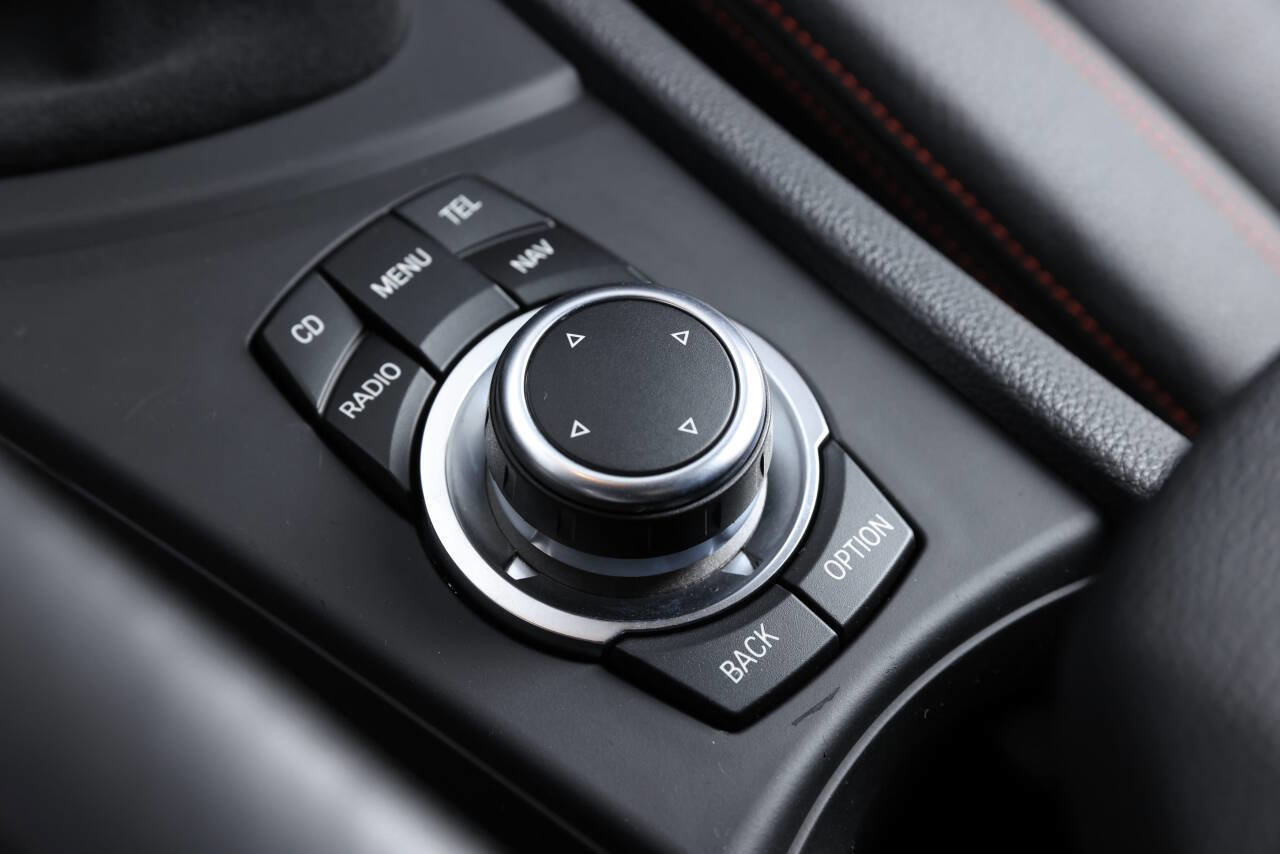 Used 2011 BMW 1 Series M image 61