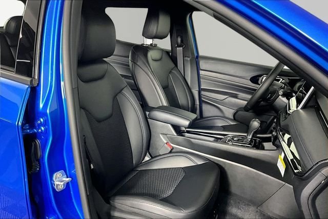 New 2026 Jeep Compass Latitude AWD/4WD image 12