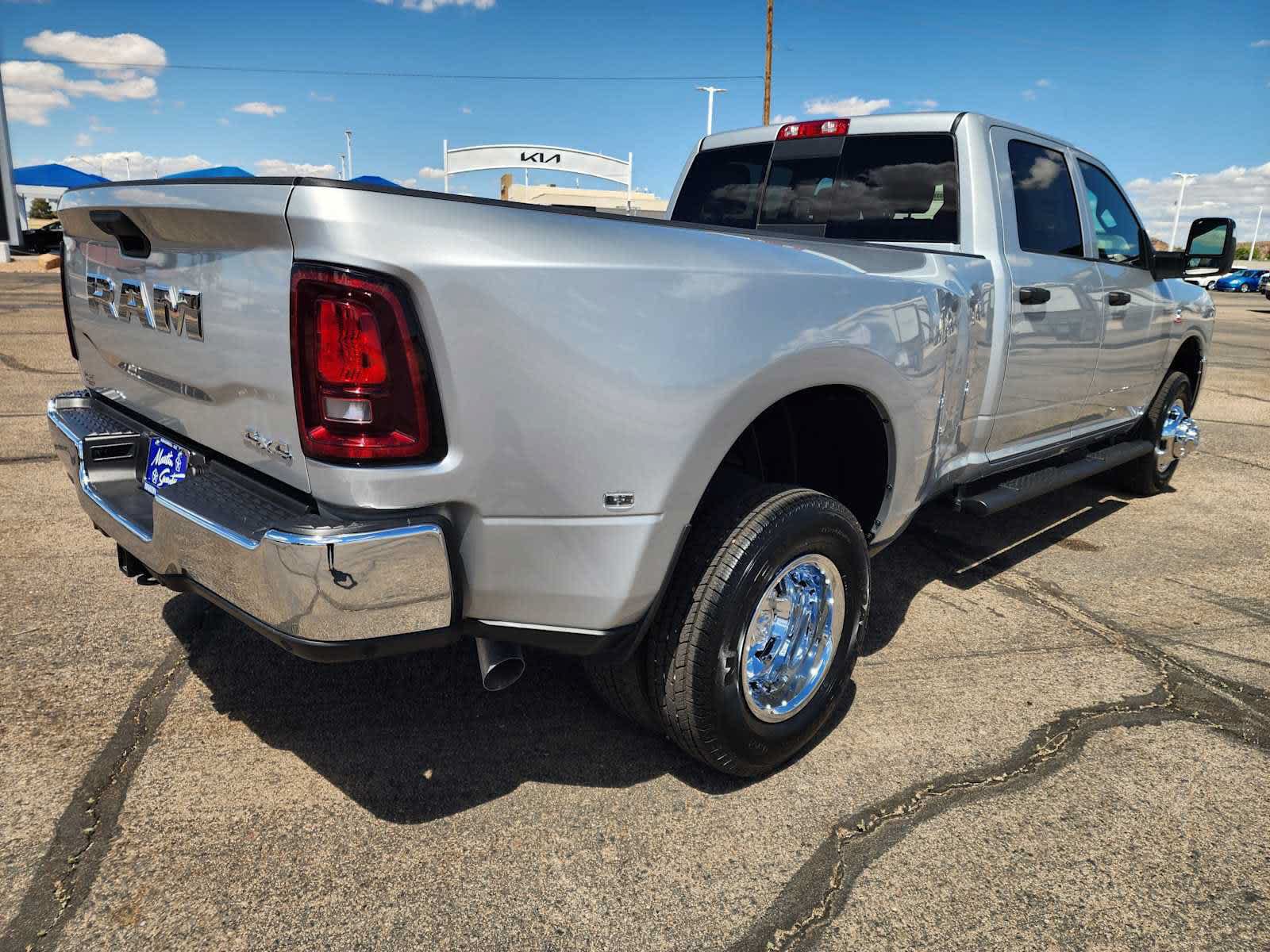 New 2026 RAM 3500 Tradesman AWD/4WD image 5
