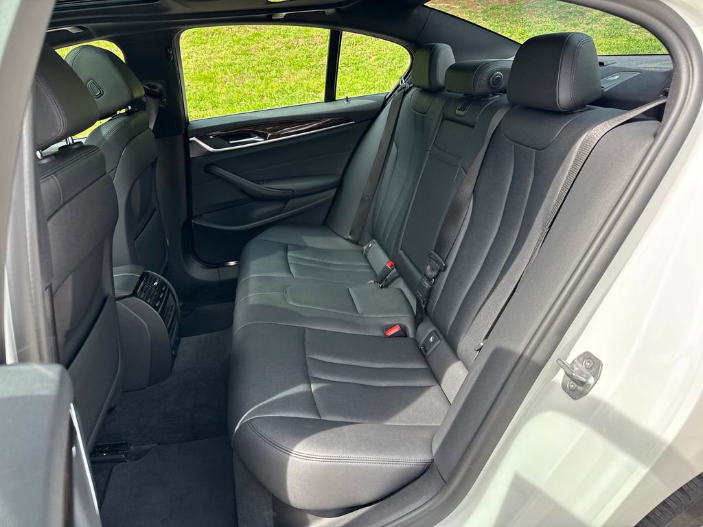 Used 2018 BMW 530i xDrive AWD/4WD image 24