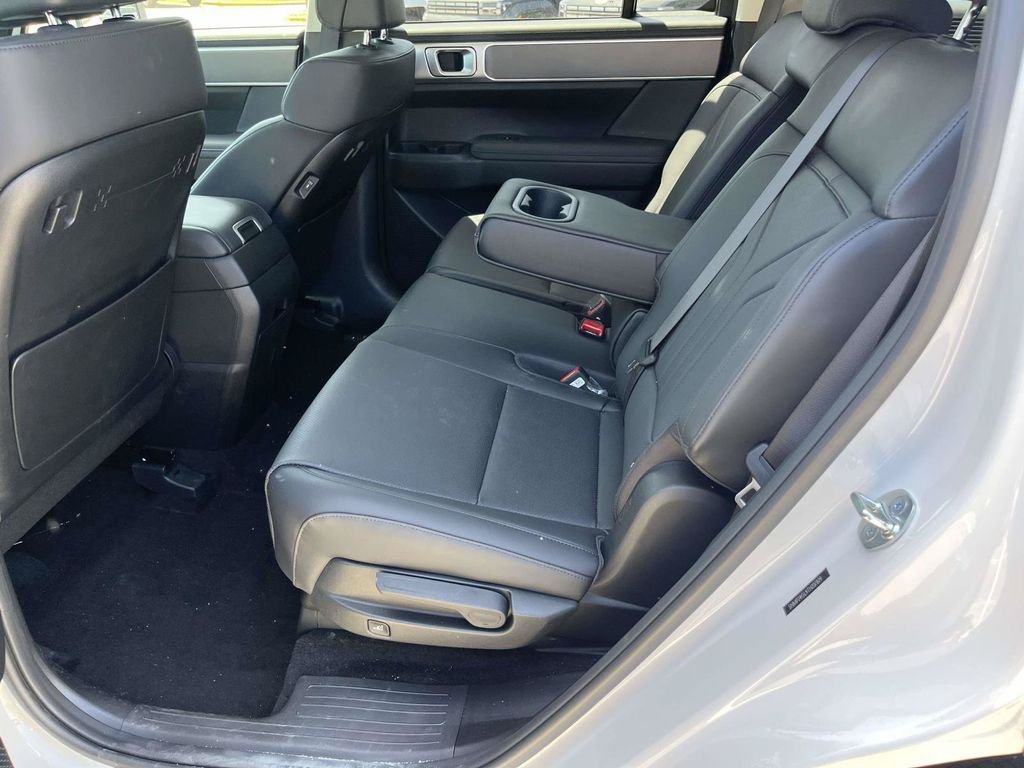 New 2026 Hyundai Santa Fe SEL FWD image 7