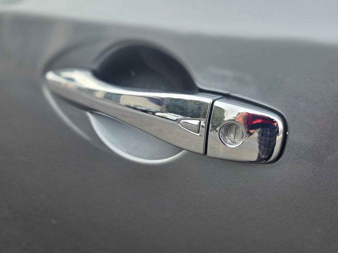 Used 2015 Nissan Pathfinder SL w/ Trailer Tow Package image 27