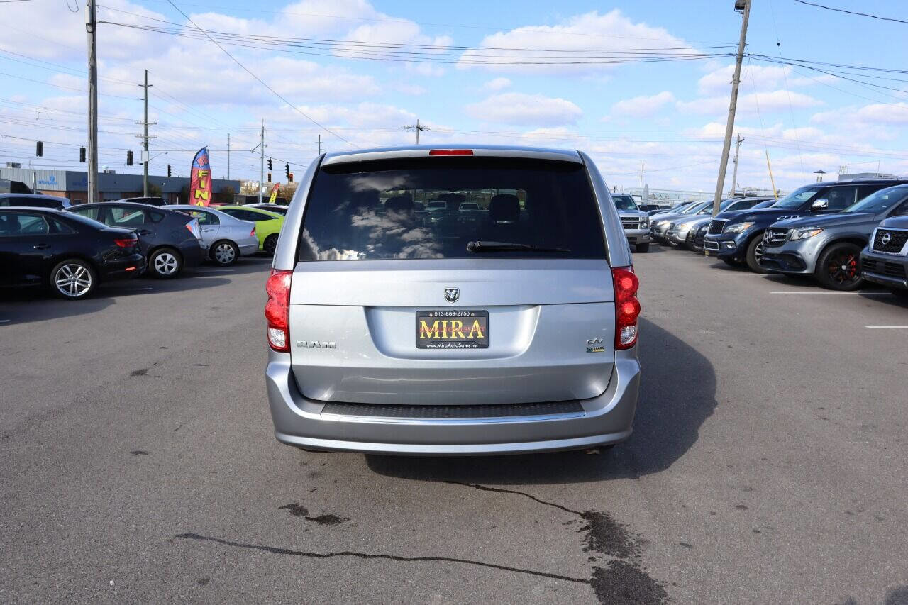 Used 2013 RAM C/V Tradesman image 9