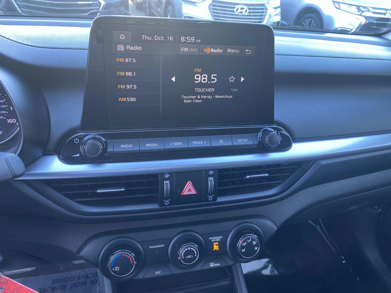 Used 2023 Kia Forte LXS w/ LXS Technology Package image 10